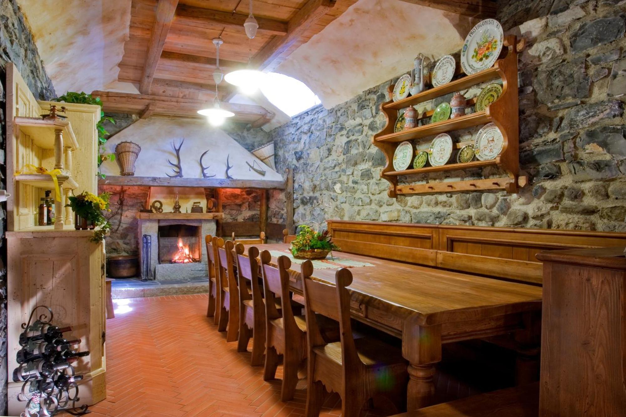 Albergo Ristorante Grigna Mandello del Lario Exterior foto